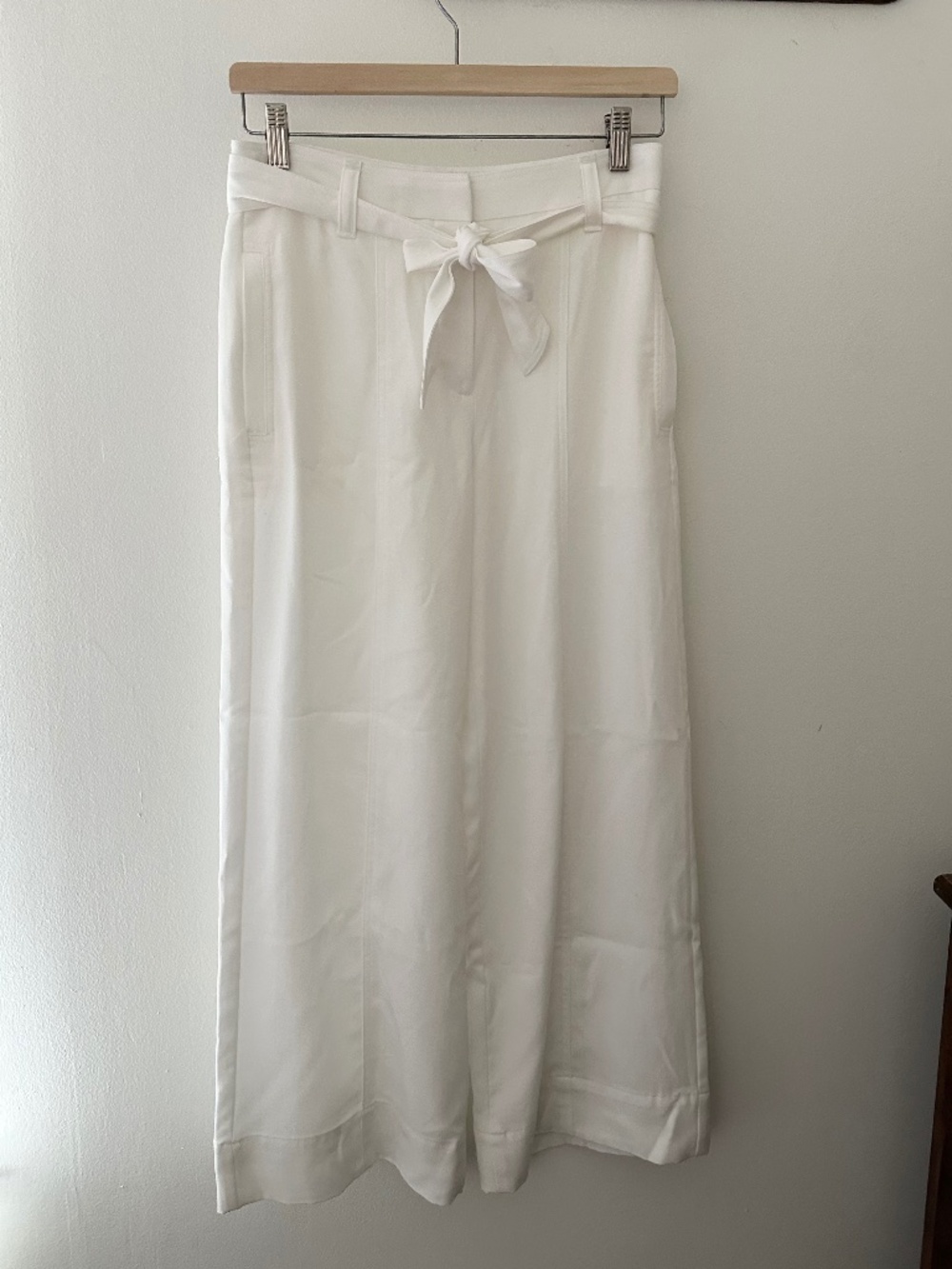 Flowy White Crop Pants Ann Taylor